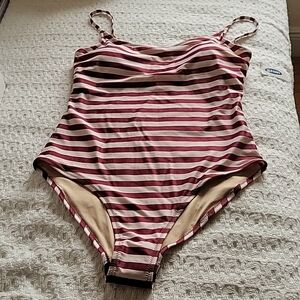 Old Navy one-piece swimsuit size Med